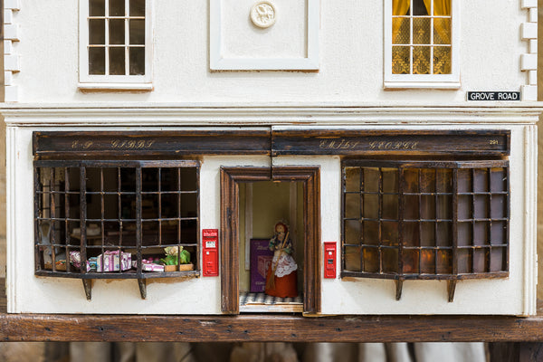 Doll's House