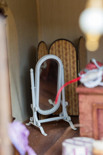 Doll's House