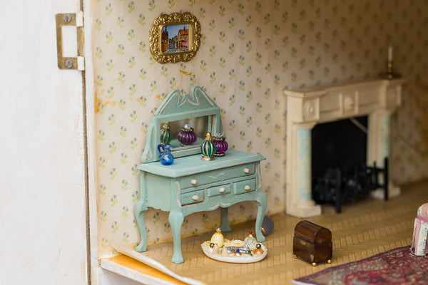 Doll's House