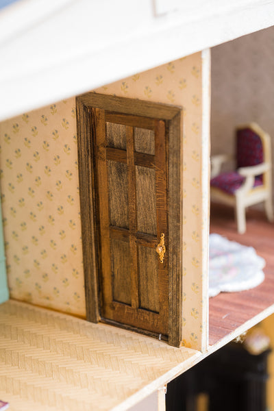 Doll's House
