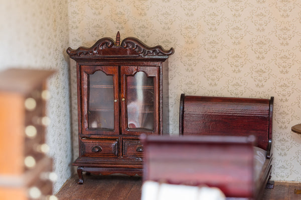 Doll's House