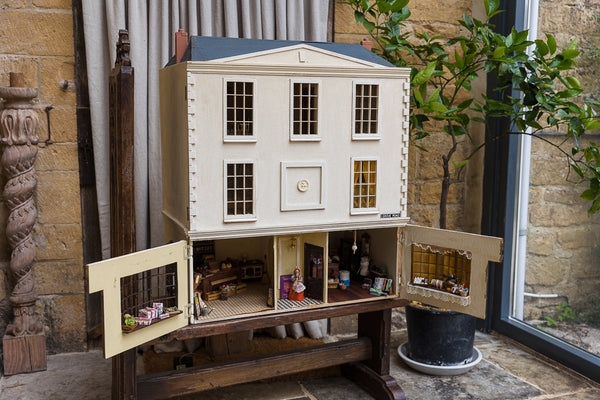 Doll's House