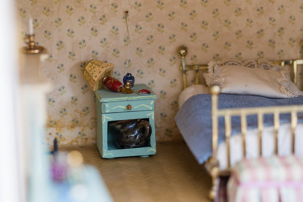 Doll's House