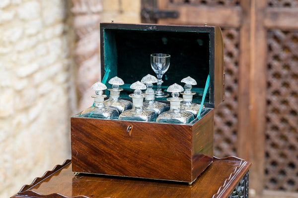 Offbeat Interiors - Nineteenth Century Decanter Box