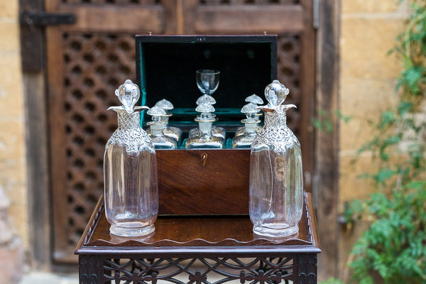 Offbeat Interiors - Nineteenth Century Decanter Box