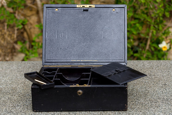Offbeat Interiors - Leather Correspondence Box
