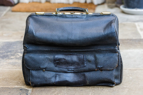 Gentleman’s Nineteenth Century Travelling Bag